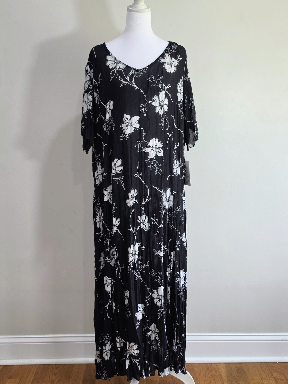 Woman Within Black & White Floral V-Neck Pleated Maxi Dress